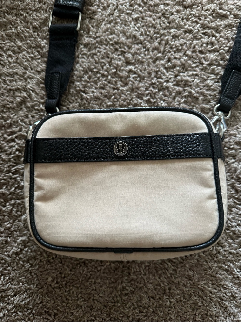 Lululemon Now and Always Crossbody Bag *mini - Picture 2 of 7